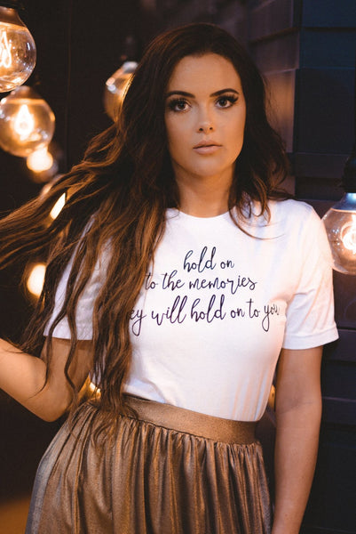 Taylor Swift New Year's Day Lyrics Music Shirt hold on to the memories they will hold on to you cotton unisex men women cursive calligraphy eras tour outfit friendship bracelet jewelry gift birthday party holiday winter christmas best friend mom sister graphic tee shirt