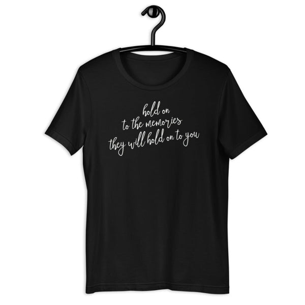 Taylor Swift New Year's Day Lyrics Music Shirt hold on to the memories they will hold on to you cotton unisex men women cursive calligraphy eras tour outfit friendship bracelet jewelry gift birthday party holiday winter christmas best friend mom sister graphic tee shirt